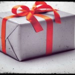 PIÈGES A CONS: ANNIV' SURPRISE ET CADEAU COMMUN